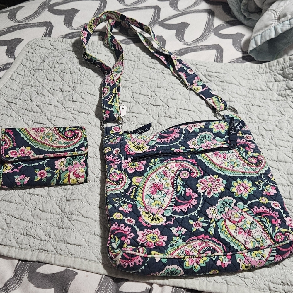 Vera Bradley Quilted Cotton Crossbody Floral Paisely With Wallet